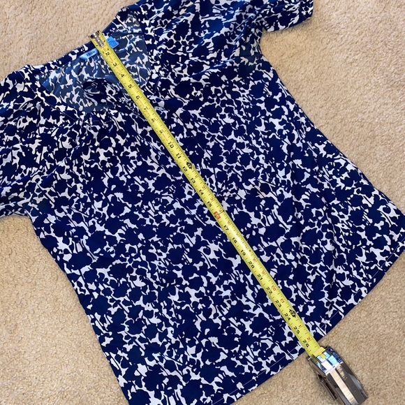 💙NWOT IZOD Silky Tie Neck Blouse💙 - Picture 11 of 13